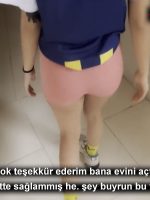 Anahtarını Unutan Kısa Şortlu Komşudan Sikerek Faydalandı