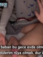 Uykudan Sikini Okşayarak Kaldırdığı Üvey Oğlunu Ayarttı