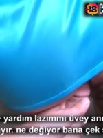 Banyoda Sırnaşıp Külotsuz Yakalayan Üvey Anneyi Dürtükledi