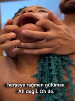 Oğlunu Şımartarak Büyüten Karısını Domaltıp Sinirini Yatıştırdı