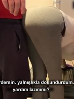 Eğilirken Yasladığı Üvey Anneye Değdirmeye Başlayınca Duramadı